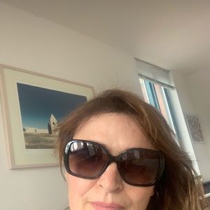 Meet your Posher, Jasminka